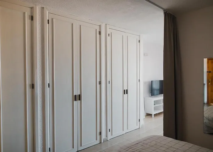 Confortable Estudio En Cristianos