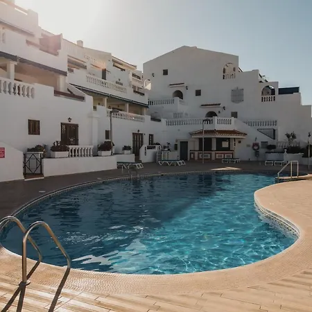 Confortable Estudio En Cristianos